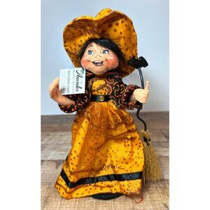 Annalee Halloween Witch Doll Orange & Black Outfit Broomstick 301711 Tag